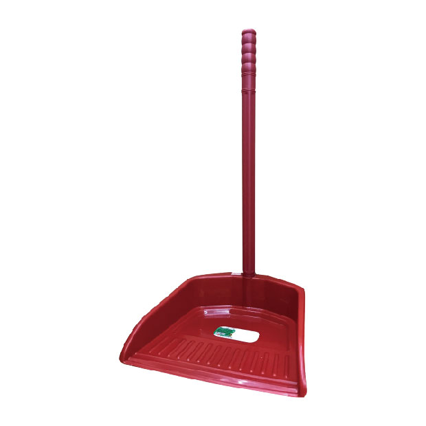 plastic dustpan.jpg